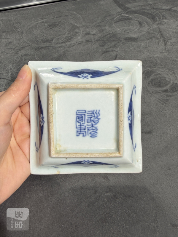 清道光青花夔龙纹寿字纹方盘 - 图4